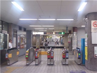 堺筋本町駅西北改札